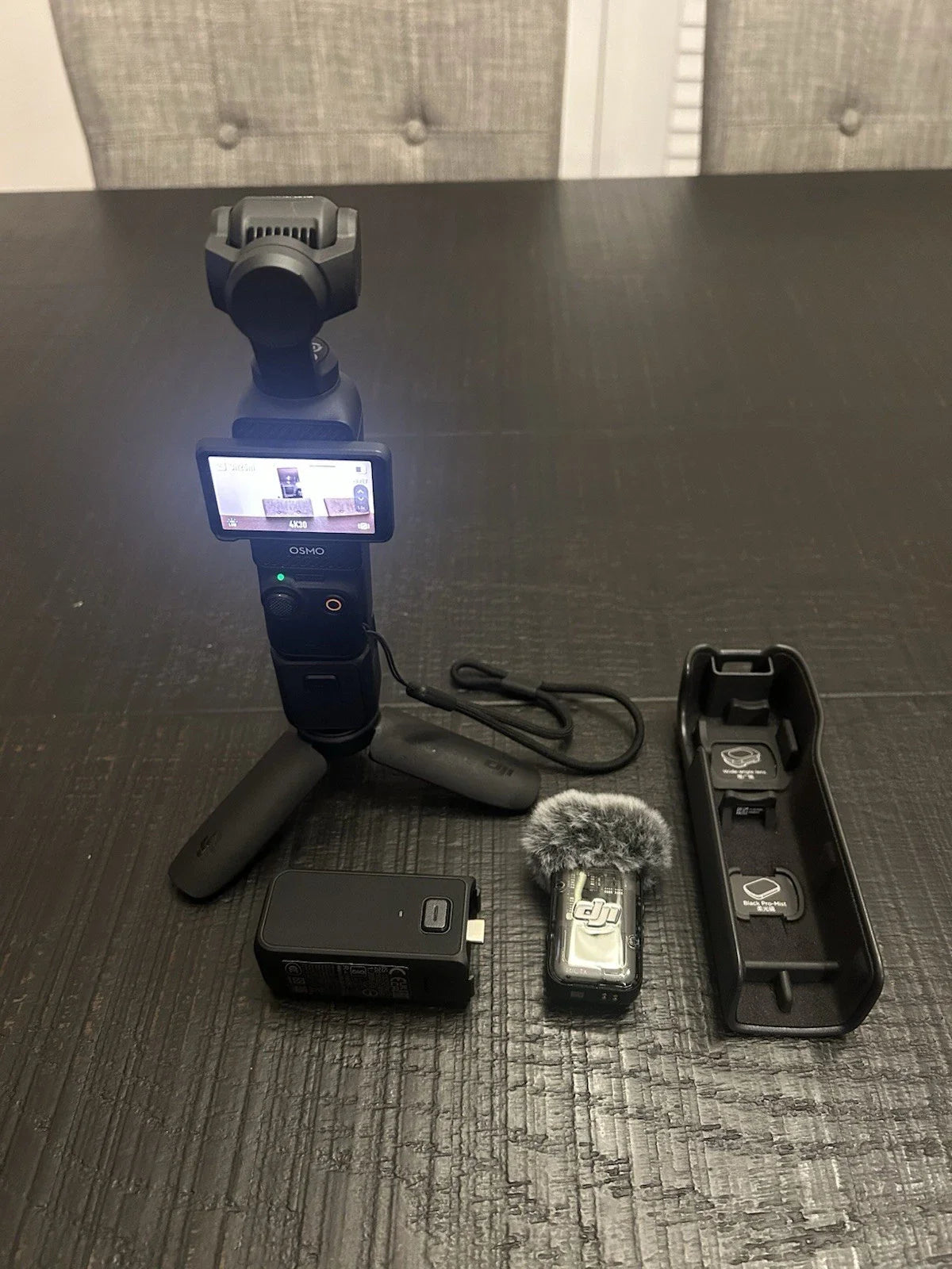DJI Osmo Pocket 3 Creator Combo 3-Axis Stabilized 4K - W/ EXTRAS