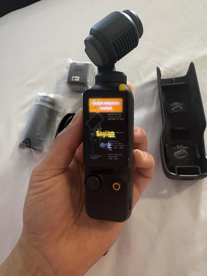 DJI Osmo Pocket 3 Creator Combo, Vlogging with 1'' CMOS, 4K/120fps Video