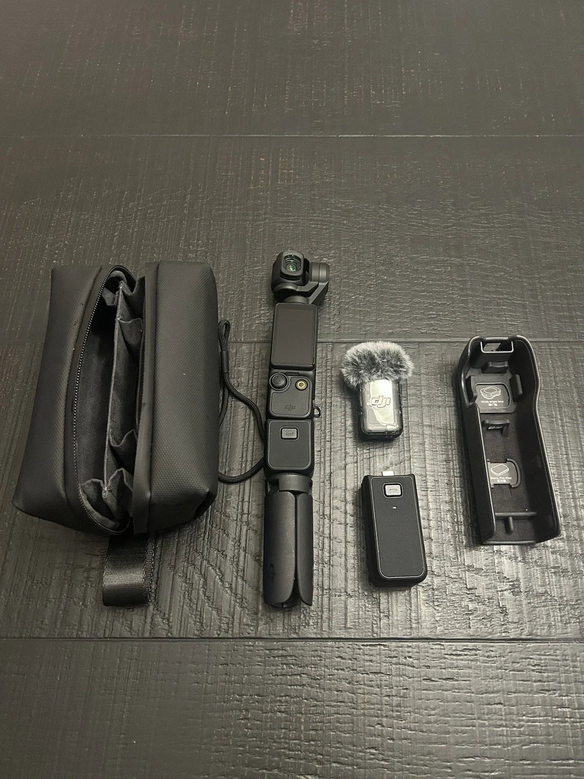 DJI Osmo Pocket 3 Creator Combo 3-Axis Stabilized 4K - W/ EXTRAS